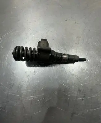 Audi A3 S3 8P Fuel injector 03g130073G