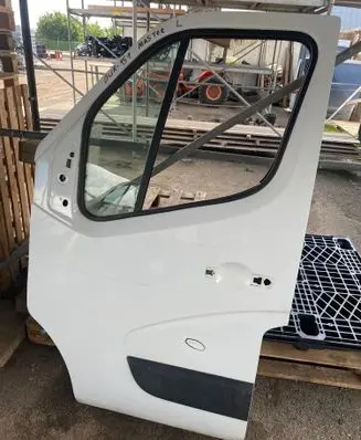 Renault Master III Front door