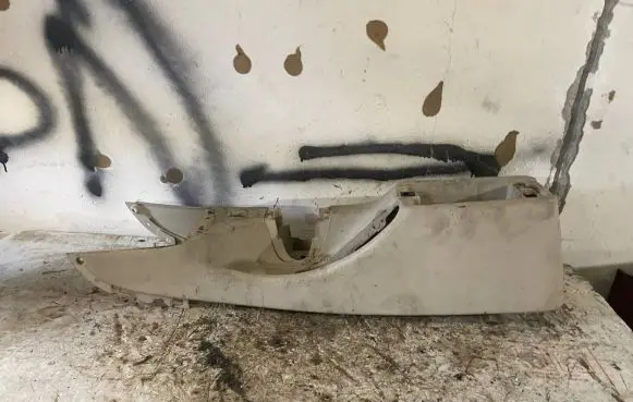 Jaguar X-Type Center console