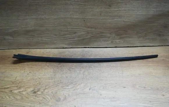 Volkswagen Golf VI Windshield trim 5K0854319