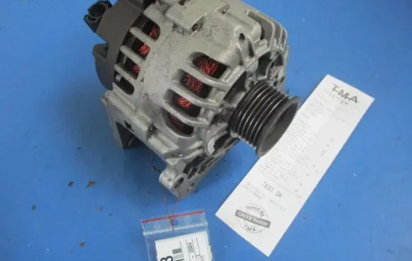 Skoda Fabia Mk1 (6Y) Generator/alternator 03D903025H