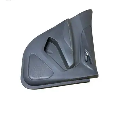 Chevrolet Equinox Rear door card panel trim 84673416