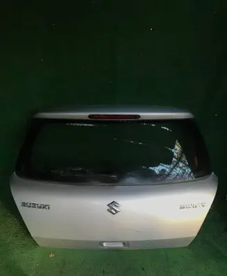 Suzuki Swift I Tailgate/trunk/boot lid