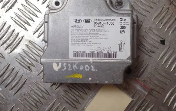 KIA Sportage Airbag control unit/module 95910F1000 631601600 P1ALZCY211026