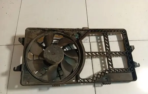 Ford Transit Radiator cooling fan shroud 1C158C607AE