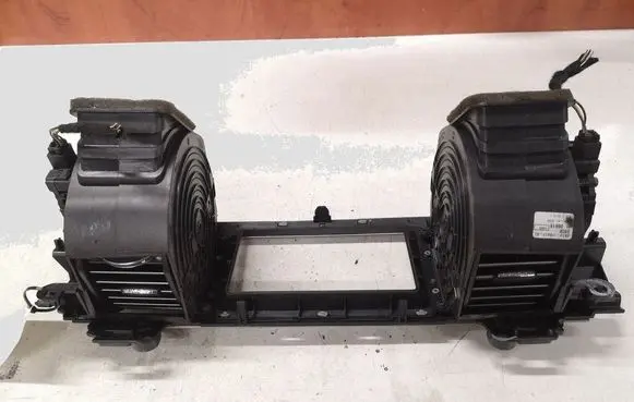 Jaguar XF X250 Dash center air vent grill 8X2319K617AJ