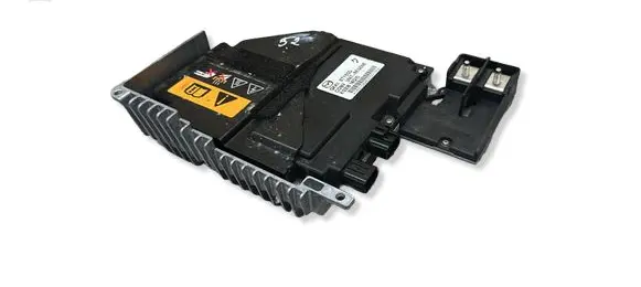 Mazda 6 Voltage converter/converter module GKK167Y60D K021614G10