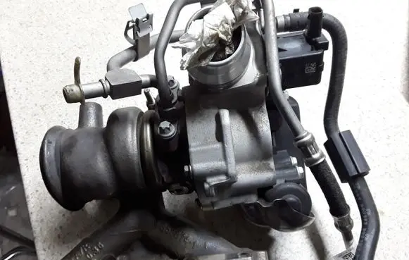 Mercedes-Benz A W177 Turbo A2820900280 A0001531859 144106434R