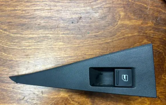 Seat Leon (1P) Rear door window switch trim 1P0867228A