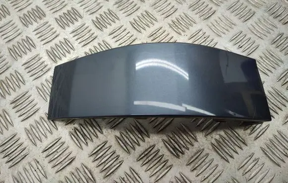 Rear bumper corner part panel trim