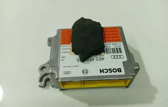 Audi A8 S8 D3 4E Airbag control unit/module 4E0959655
