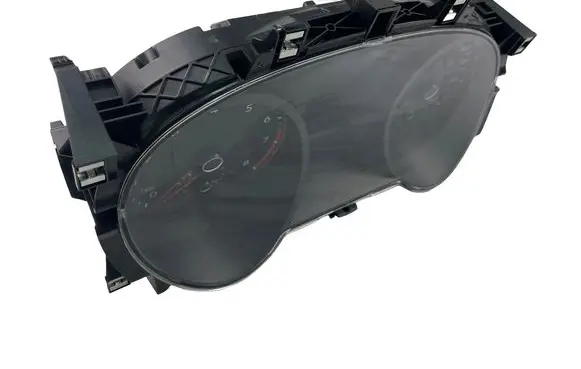 Volkswagen Tiguan Speedometer (instrument cluster) 5NA920750E