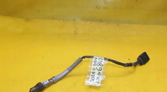 Volkswagen Golf IV Lambda probe sensor 06A906262CB
