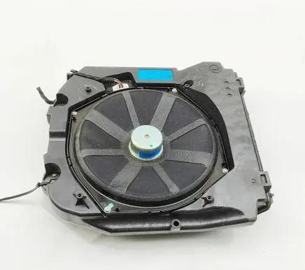 BMW 6 F12 F13 Subwoofer speaker 9169685 48000202