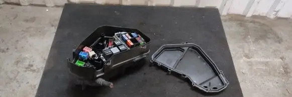 Audi Q7 4L Fuse box set 7L0937576 7L0937576A