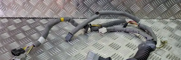 Volvo S70 V70 V70 XC Rear door wiring loom 6808727