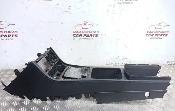 Volkswagen PASSAT B6 Center console 3C1863243B
