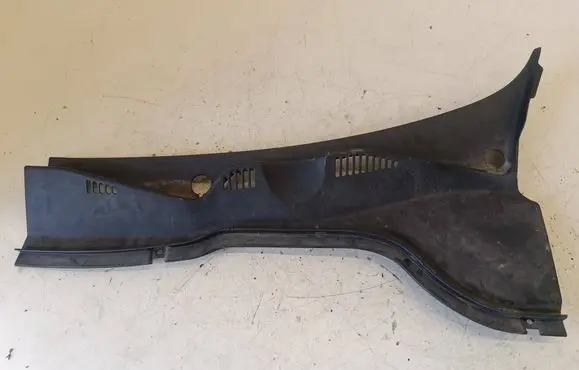 Volkswagen PASSAT B6 Wiper trim 3C1819403B