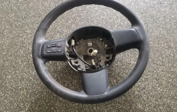 Mazda 2 Steering wheel