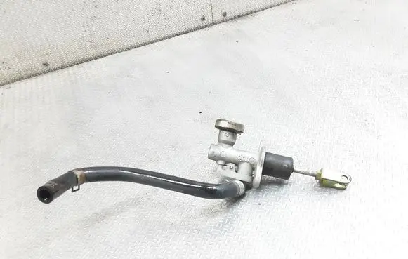 Nissan Pathfinder R51 Clutch master cylinder
