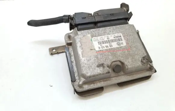 Volkswagen Golf IV Engine control unit/module 038906018AE