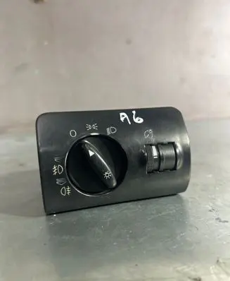 Audi A6 S6 C5 4B Light switch 4B1941531B K24032