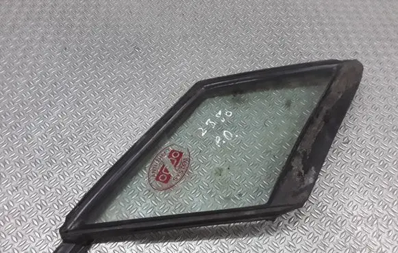 Mazda 5 Front door vent window glass four-door 