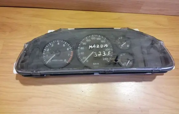 Mazda 323 F Speedometer (instrument cluster) BC6B55430 69319220