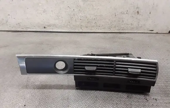Audi A6 S6 C6 4F Dash center air vent grill 4F1820951D