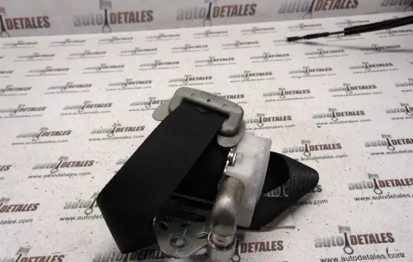 Lexus IS 220D-250-350 Front seatbelt 7M8750P