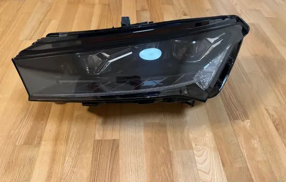 Skoda Enyaq iV Headlight/headlamp 5LB941017A