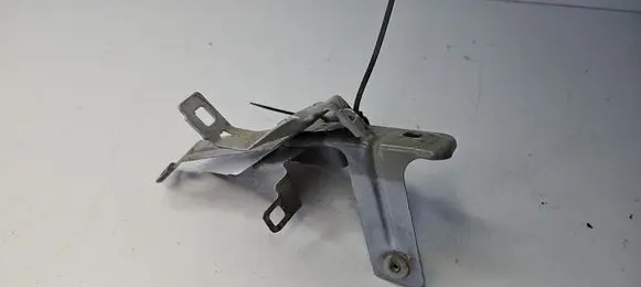 BMW 4 F36 Gran coupe Fender mounting bracket 7255821