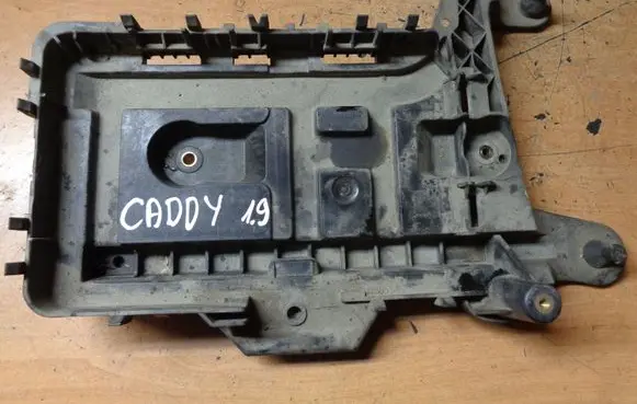 Volkswagen Caddy Battery tray 1K0915333