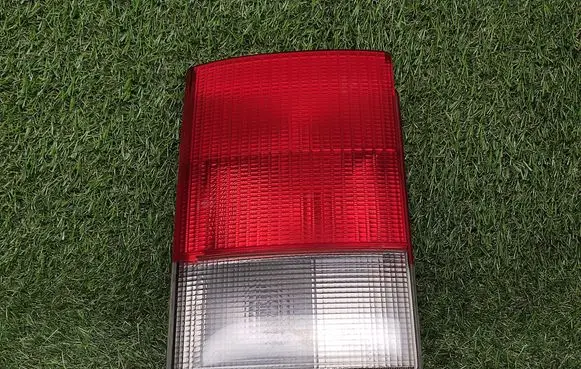 Audi 80 90 S2 B4 Tailgate rear/tail lights 8A0945093J