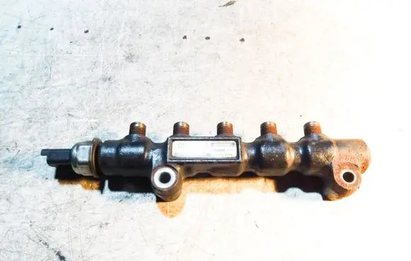 Peugeot 308 Fuel main line pipe 6PH1001 9654592680