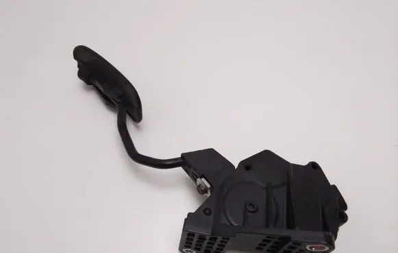 Lexus IS 220D-250-350 Accelerator throttle pedal 7811053011