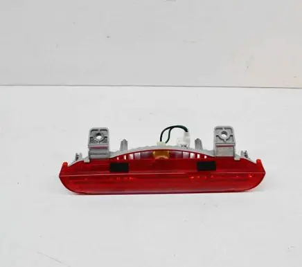 KIA Picanto Third/center stoplight