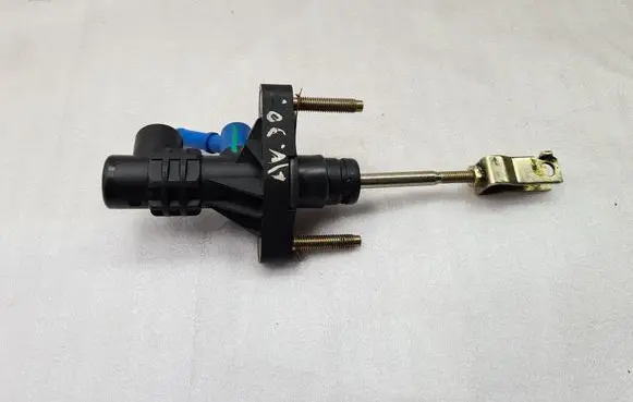 Clutch master cylinder