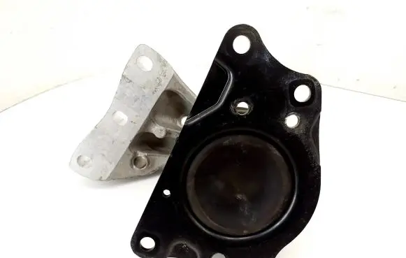 Skoda Rapid (NH) Engine mount bracket 6Q0199262AT 6R0199167Q