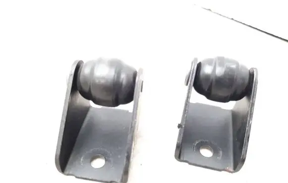 Peugeot 307 CC Convertible roof hinge 