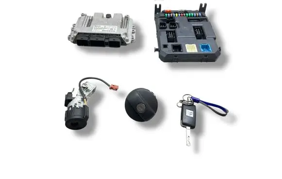 Citroen C3 Picasso Engine ECU kit and lock set 0281013872 9653958980 9664843780