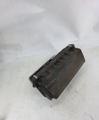 BMW 7 E32 Air filter box 1716905