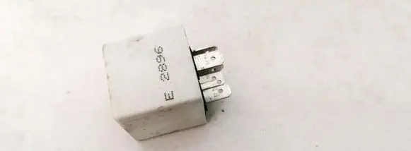 Renault Laguna I Other relay 7700822929