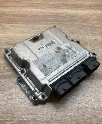 Peugeot 406 Engine control unit/module ECU 9652183480 0281011520