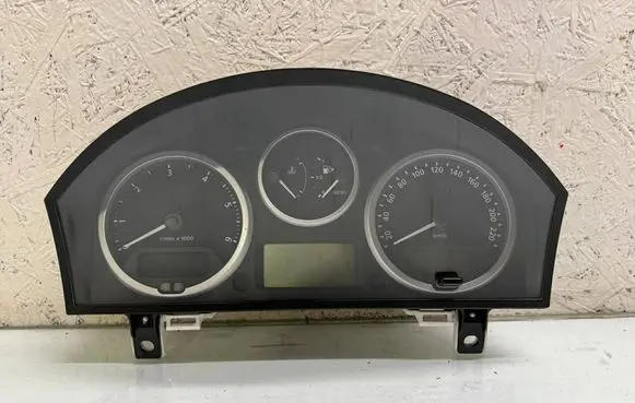 Land Rover Range Rover Sport L320 Speedometer (instrument cluster) YAC502210 LR0019001