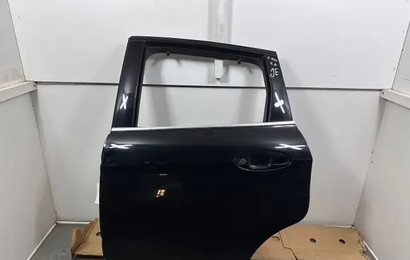 Ford C-MAX II Rear door