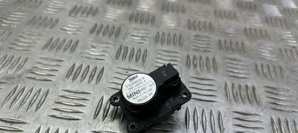 Mini Cooper Countryman R60 Air flap motor/actuator 9286871