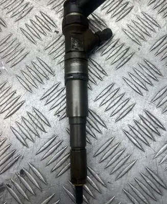 Fuel injector