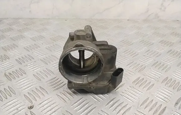 Volkswagen PASSAT B6 Throttle valve 03G128063G
