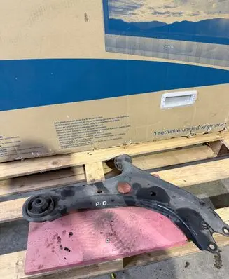 Hyundai Tucson TL Front lower control arm/wishbone